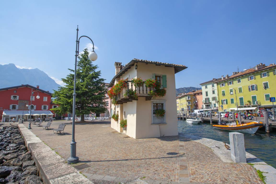 35 M² Ferienwohnung ∙ 1 Schlafzimmer ∙ 2 Gäste - Malcesine