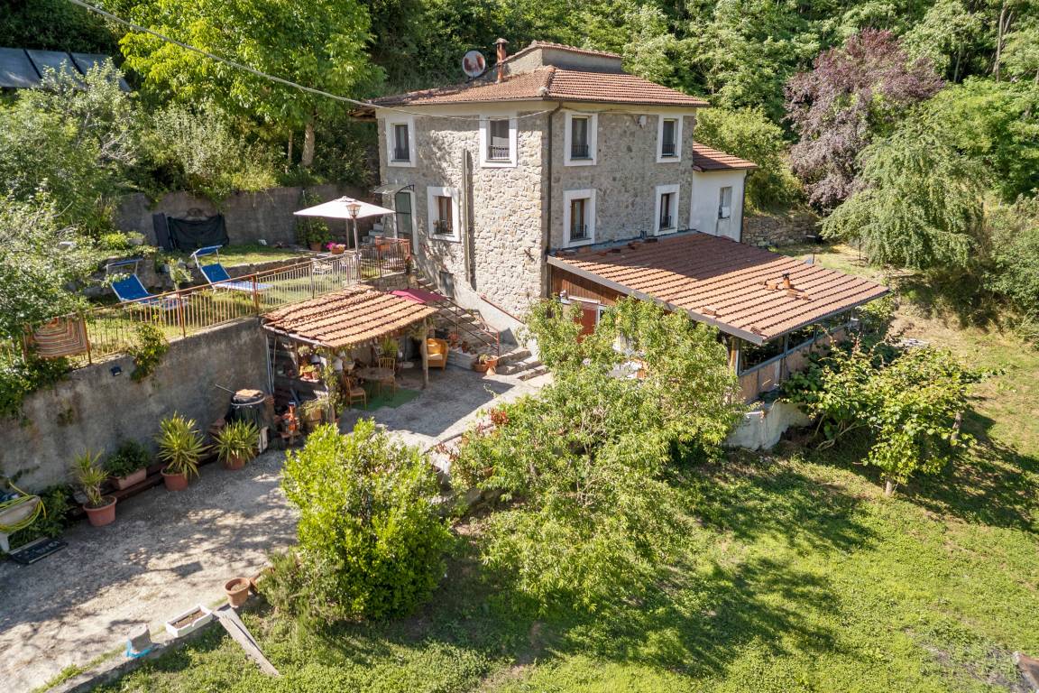 65 M² Ferienhaus ∙ 2 Schlafzimmer ∙ 4 Gäste - Levanto