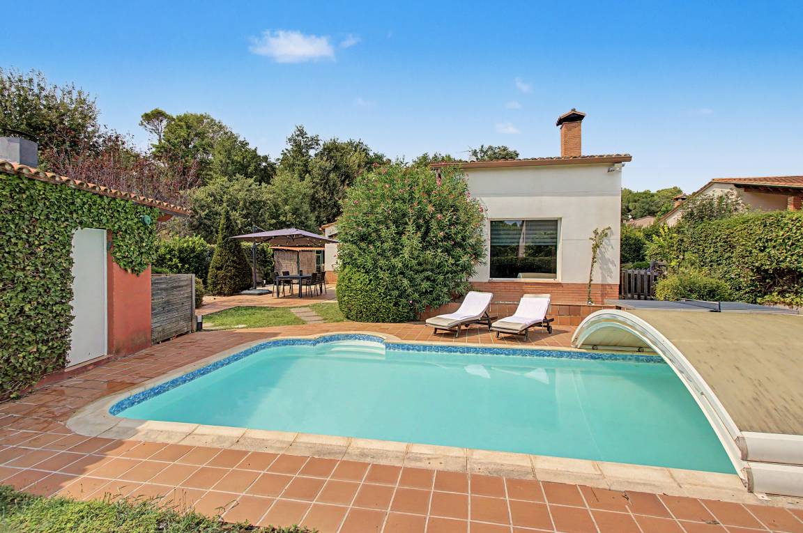 267 M² House ∙ 4 Bedrooms ∙ 8 Guests - Girona