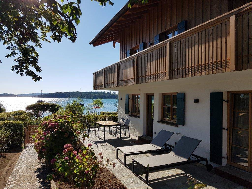 87 M² Ferienwohnung ∙ 2 Schlafzimmer ∙ 4 Gäste - Rimsting
