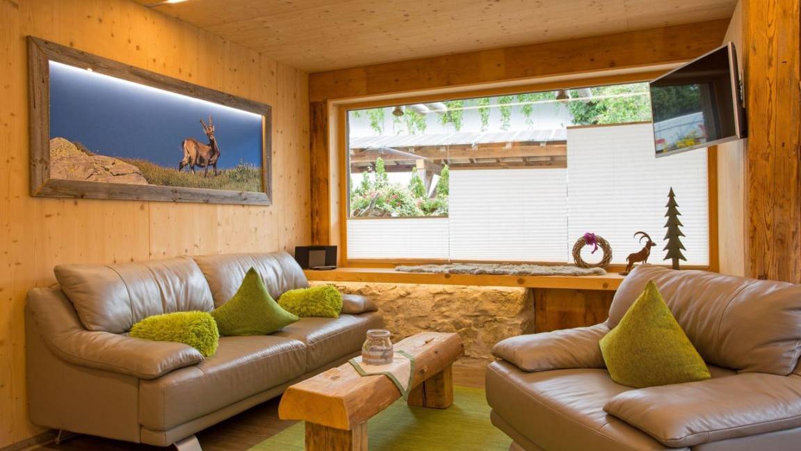 80 M² Ferienwohnung ∙ 2 Schlafzimmer ∙ 4 Gäste - Seeg