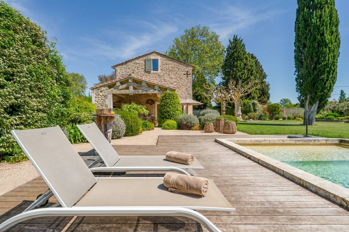 300 M² Villa ∙ 6 Chambres ∙ 10 Personnes - Eygalières