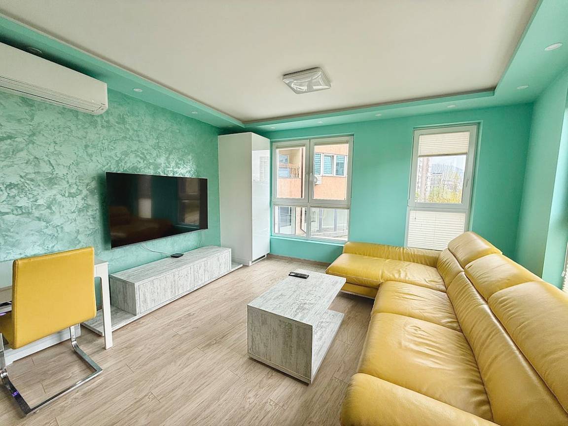 90 M² Apartment ∙ 2 Bedrooms ∙ 4 Guests - Sofia