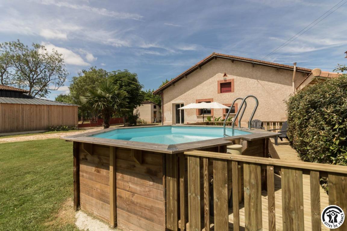 125 M² Gîte ∙ 4 Chambres ∙ 12 Personnes - Samatan