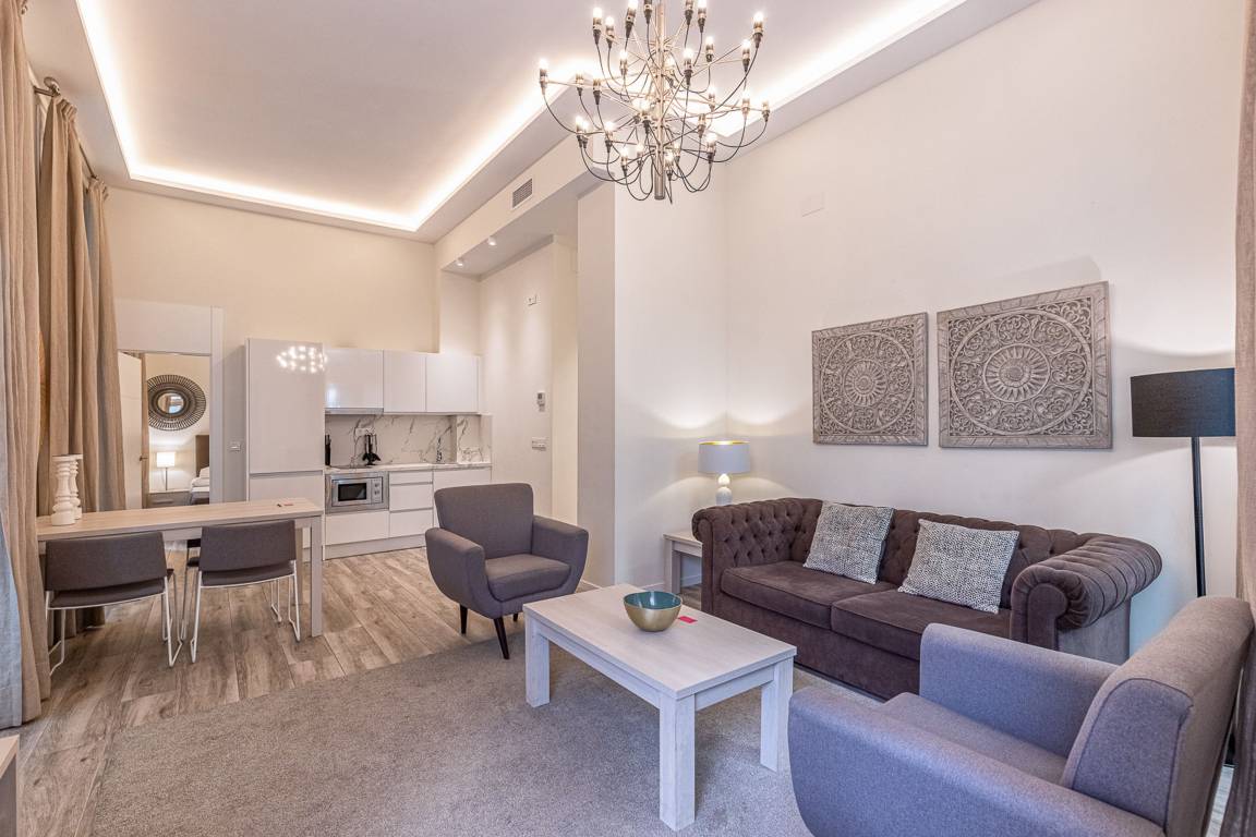 70 M² Apartament ∙ 2 Sypialnie ∙ 6 Gości - Malaga