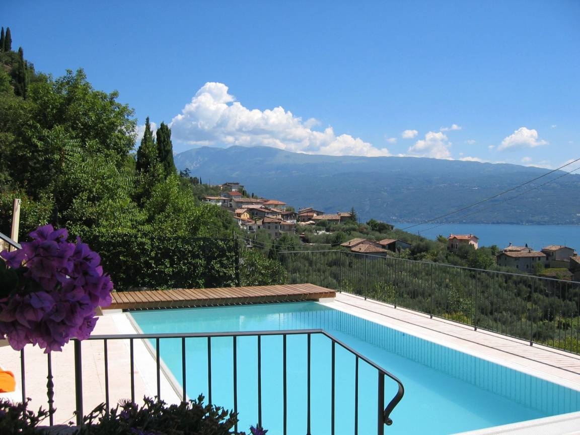 100 M² House ∙ 3 Bedrooms ∙ 6 Guests - Gargnano
