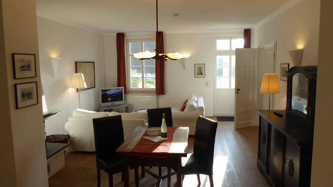 63 m² Ferienwohnung ∙ 1 Schlafzimmer ∙ 2 Gäste – Bild 4