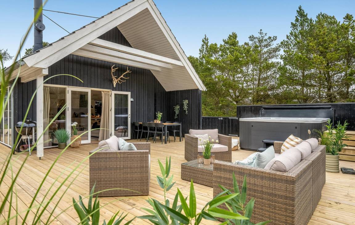 124 M² Ferienhaus ∙ 4 Schlafzimmer ∙ 8 Gäste - Vejers Strand