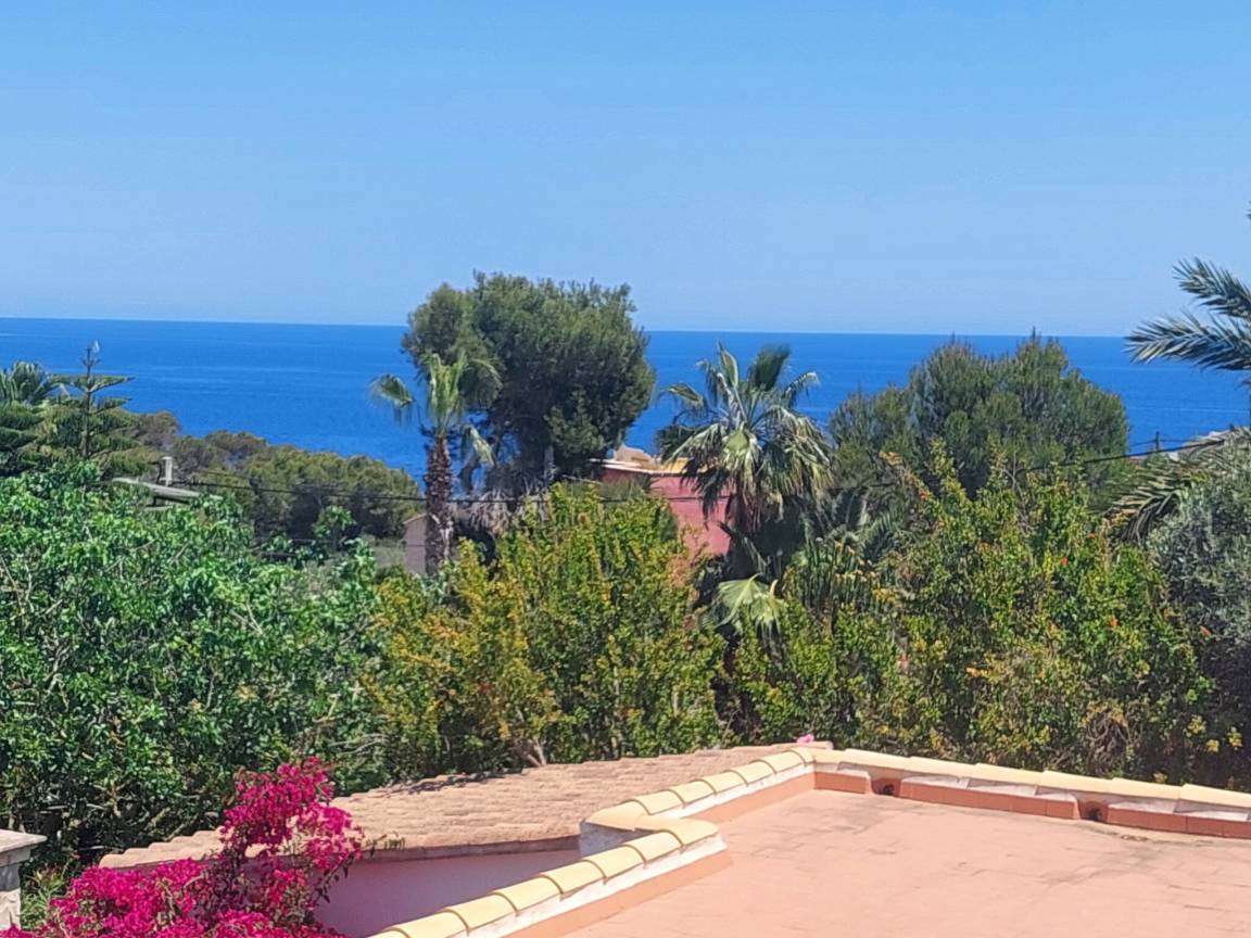 110 M² Ferienhaus ∙ 4 Schlafzimmer ∙ 6 Gäste - Cala Figuera