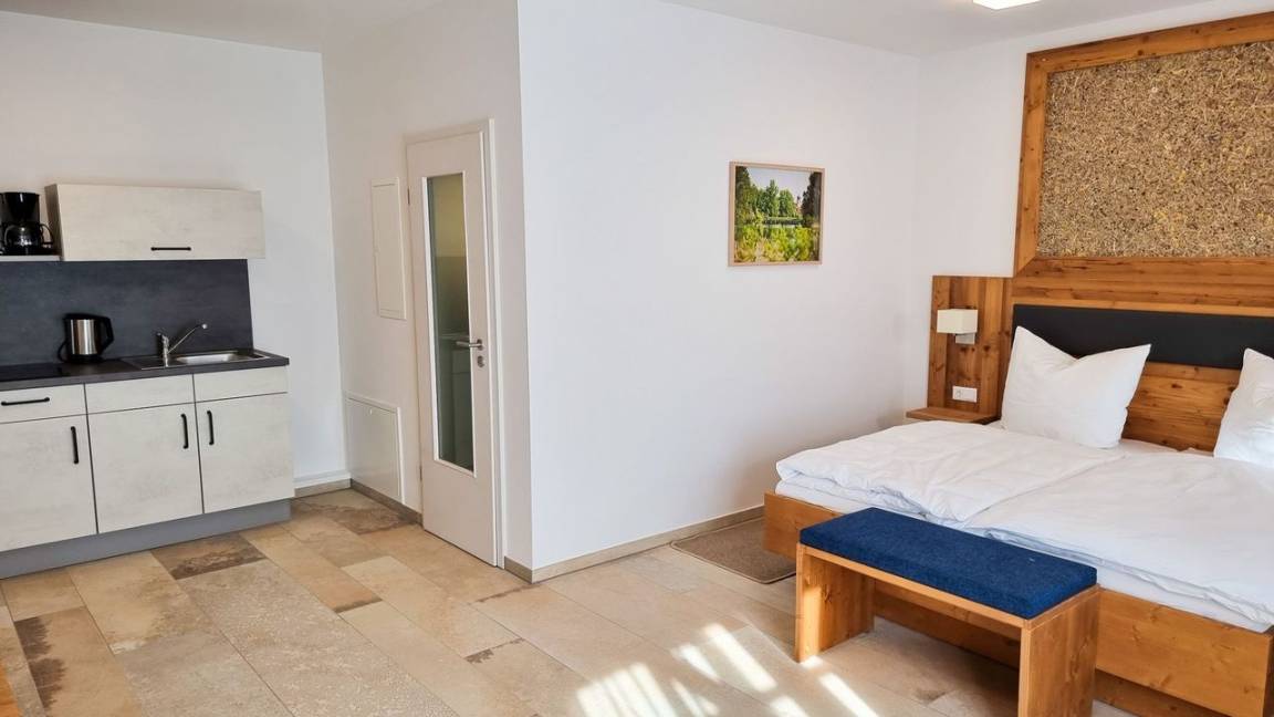 41 M² Ferienwohnung ∙ 1 Schlafzimmer ∙ 2 Gäste - Altmühltal