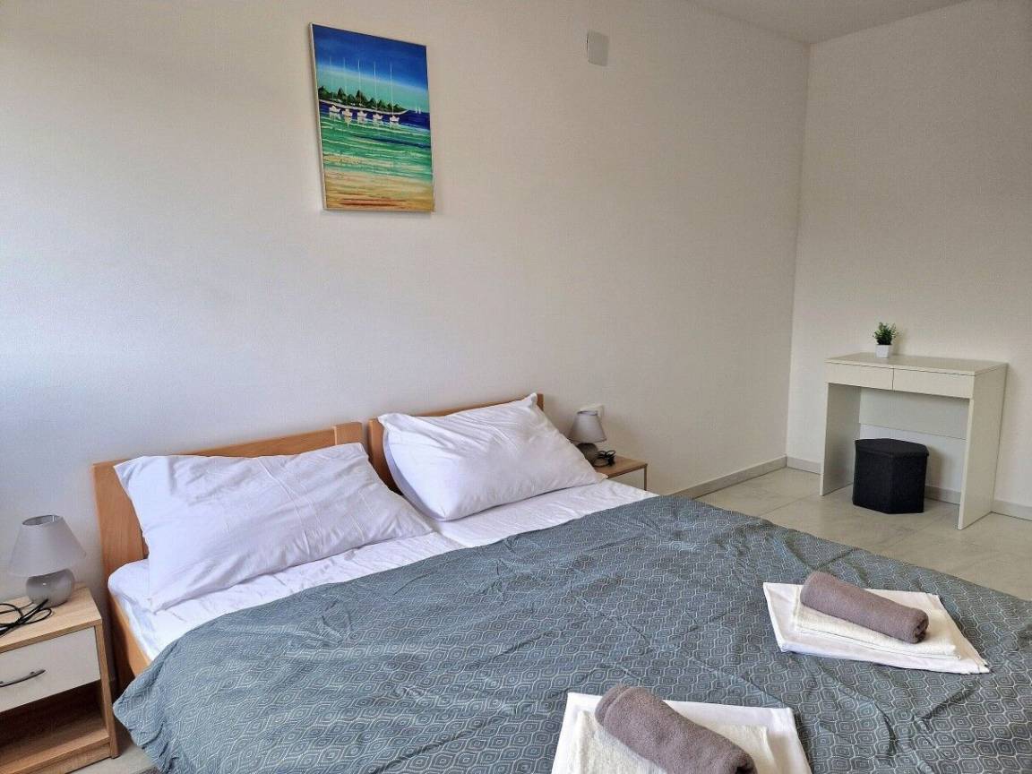 60 M² Apartment ∙ 2 Bedrooms ∙ 6 Guests - Mandre