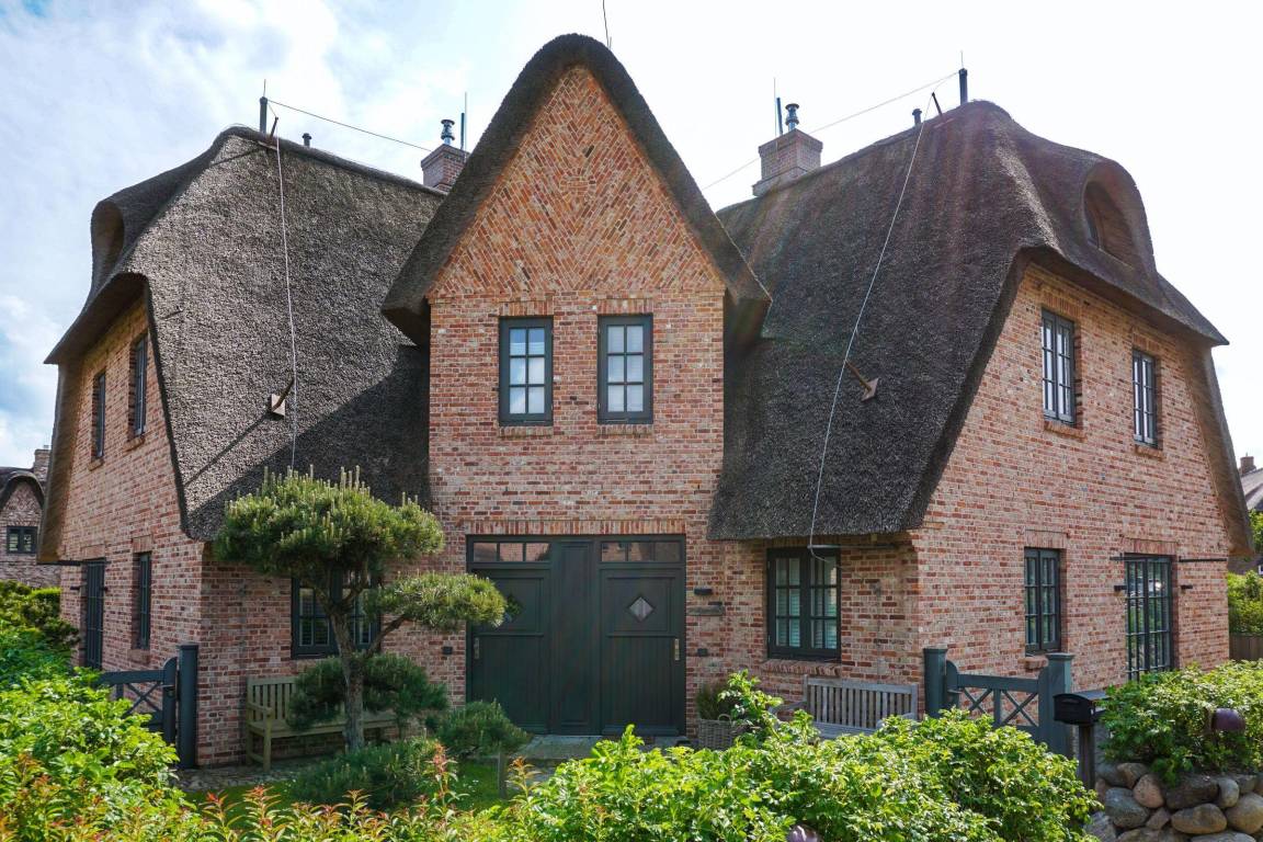 183 M² House ∙ 3 Bedrooms ∙ 6 Guests - List
