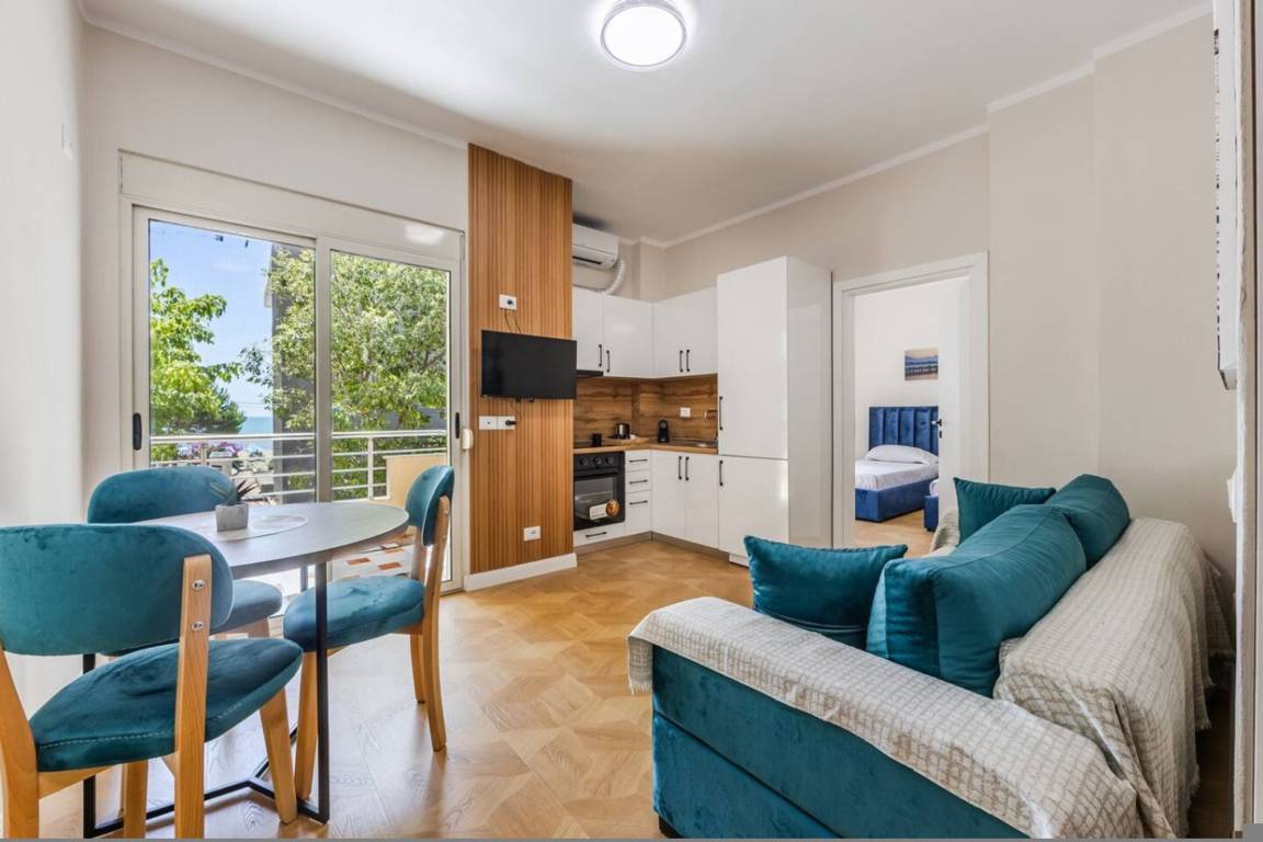 Apartment ∙ 2 Bedrooms ∙ 5 Guests - Durrës