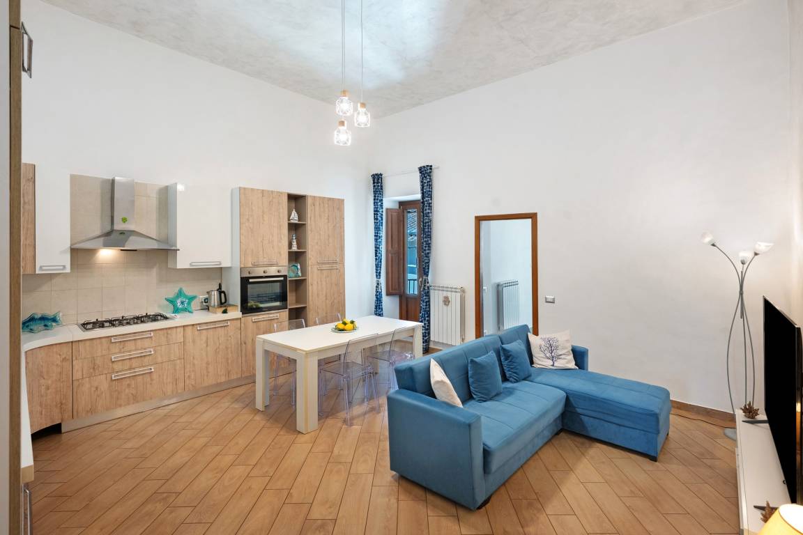 100 M² Apartment ∙ 2 Bedrooms ∙ 4 Guests - Salerno