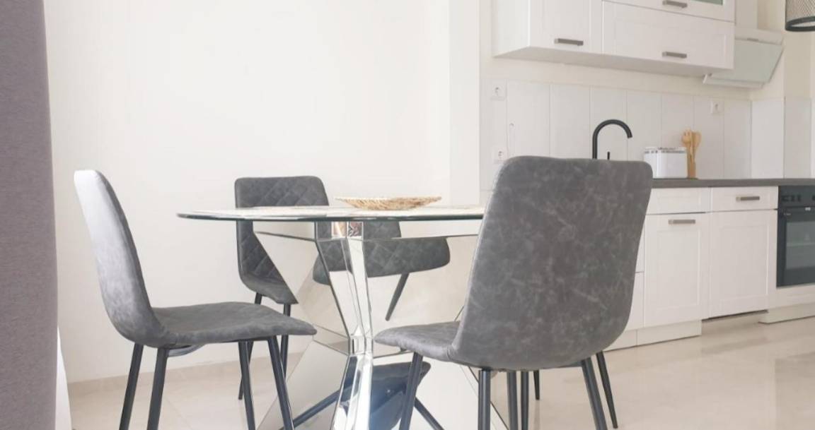 72 M² Apartment ∙ 1 Bedroom ∙ 3 Guests - Dinslaken