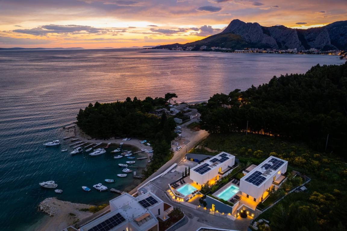Villa ∙ 5 Schlafzimmer ∙ 10 Gäste - Omiš