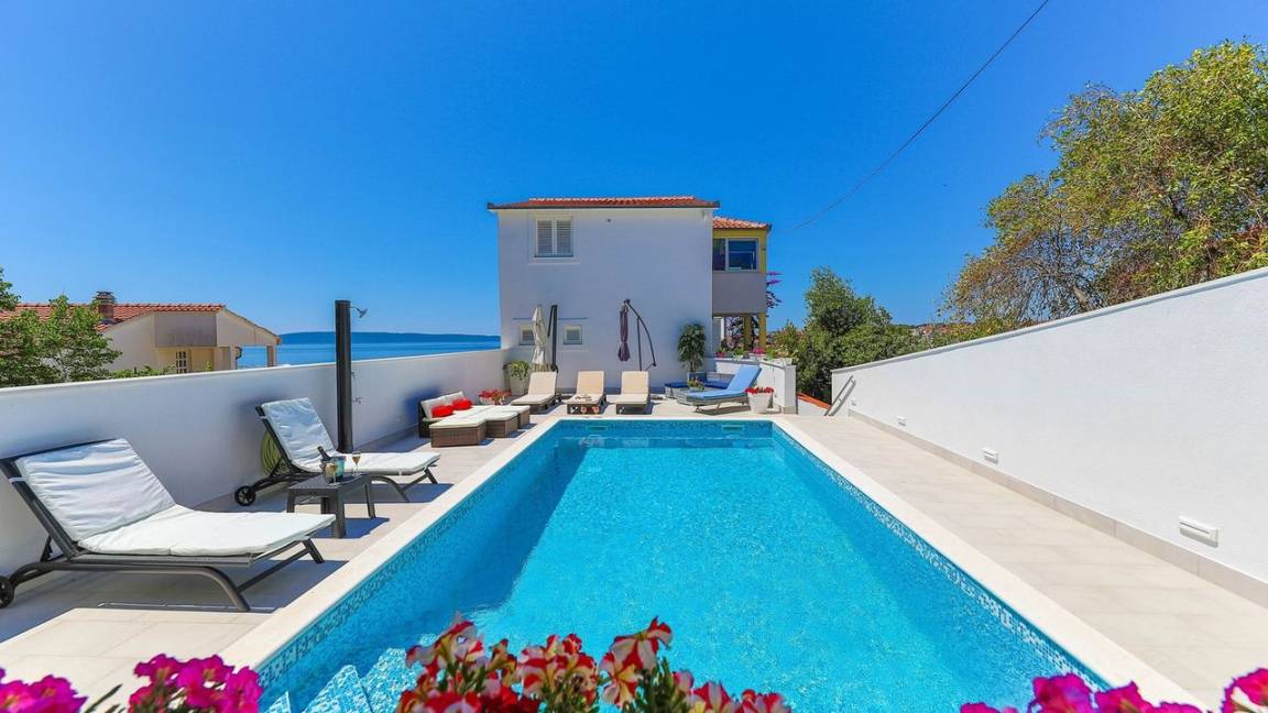 60 M² Ferienwohnung ∙ 2 Schlafzimmer ∙ 4 Gäste - Trogir