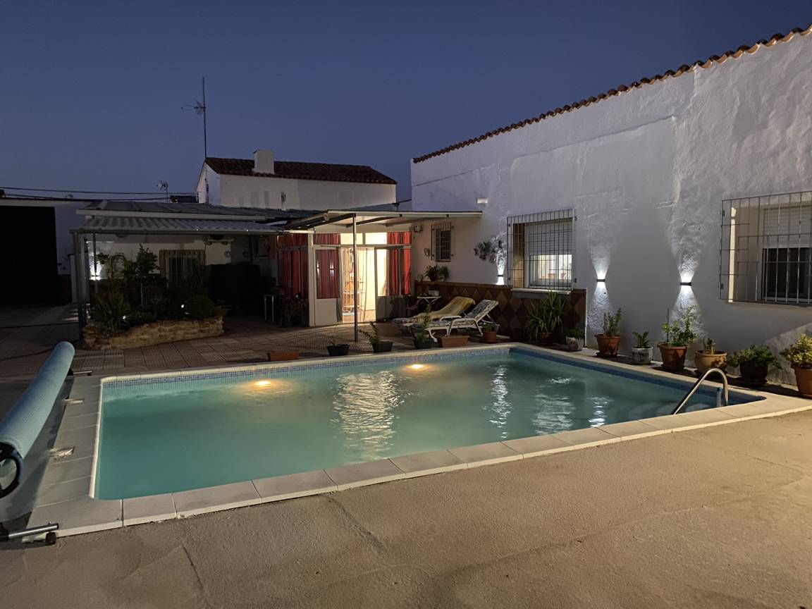 Villa ∙ 3 Habitaciones ∙ 8 Huéspedes - Manzanares, España