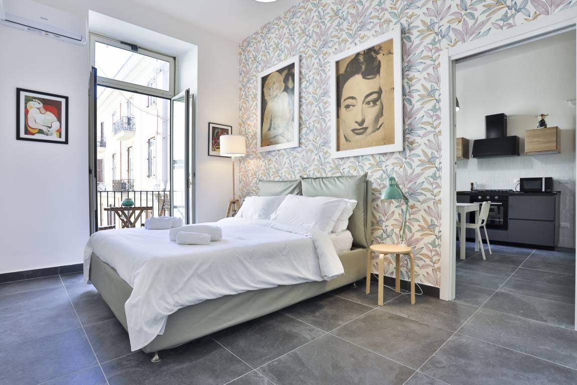 GuestHost - Garibaldi huge and cozy apartment