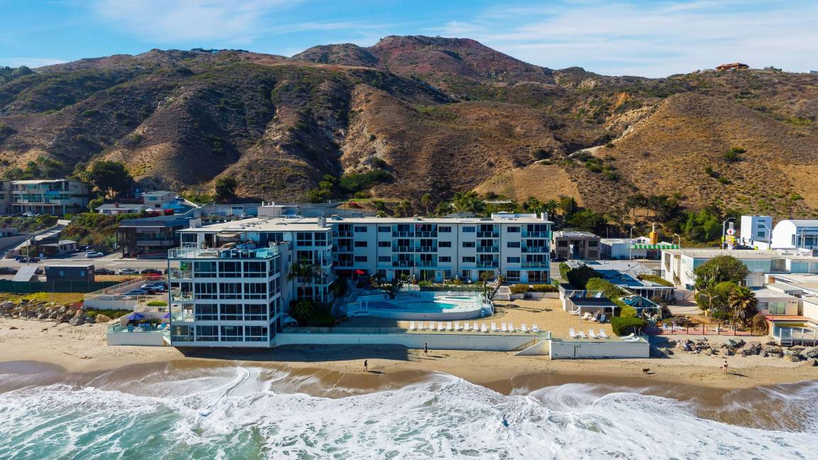 83 M² Apartment ∙ 2 Bedrooms ∙ 4 Guests - Malibu