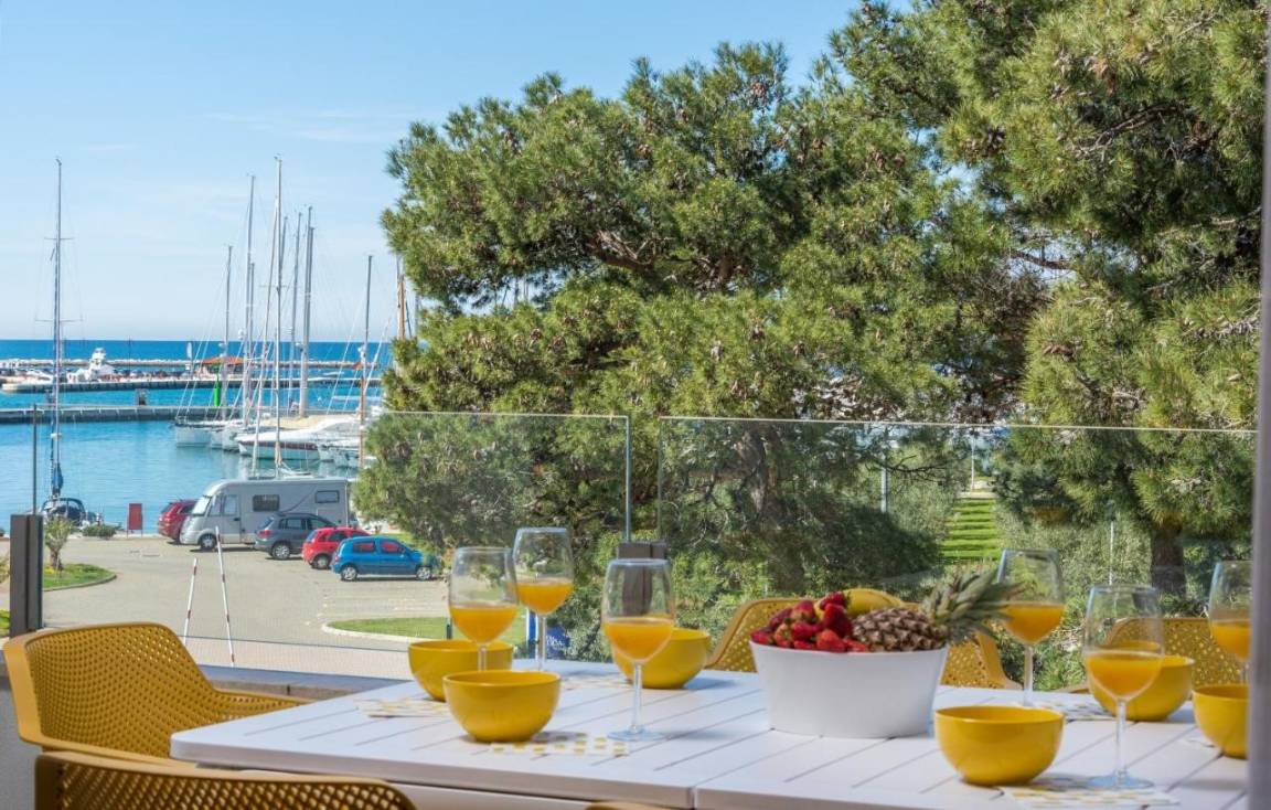 140 M² Appartement ∙ 3 Chambres ∙ 6 Personnes - Novigrad
