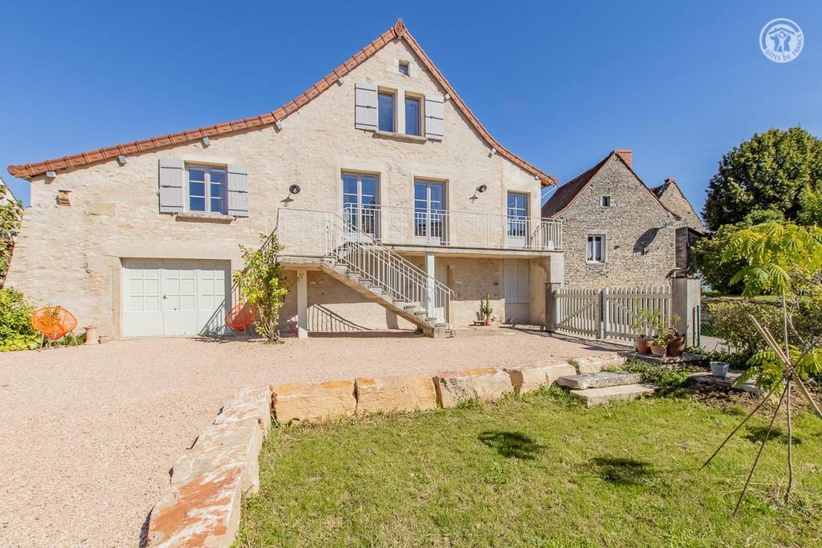 111 m&sup2; G&icirc;te 4 Schlafzimmer 8 G&auml;ste