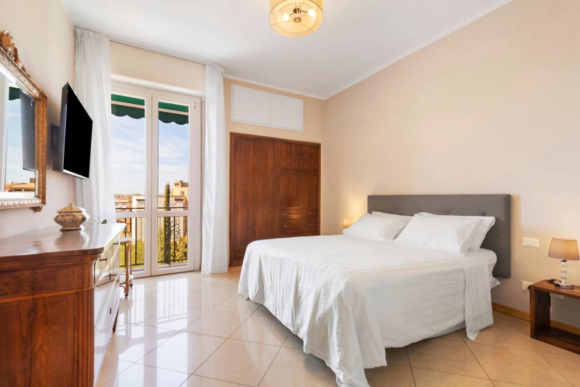 80 M² Apartamento ∙ 2 Habitaciones ∙ 4 Huéspedes - Monte Morello