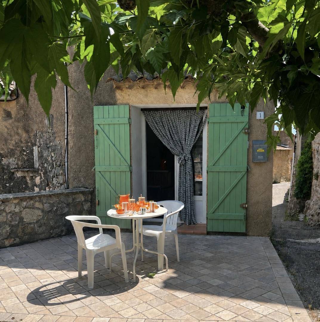 23 M² Gîte ∙ 1 Bedroom ∙ 2 Guests - Bauduen