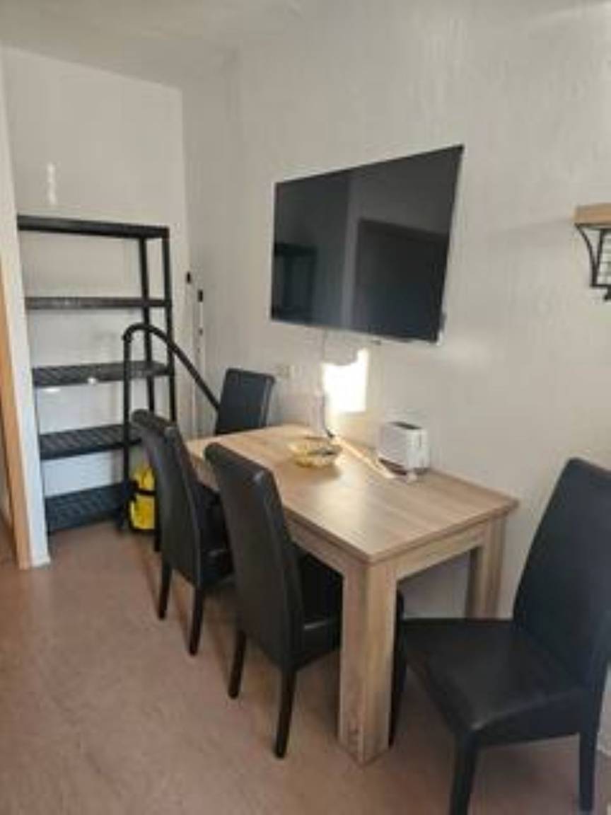 80 m² Ferienwohnung ∙ 3 Schlafzimmer ∙ 4 Gäste – Bild 3