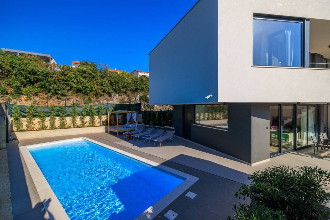 120 M² Ferienhaus ∙ 4 Schlafzimmer ∙ 8 Gäste - Crikvenica