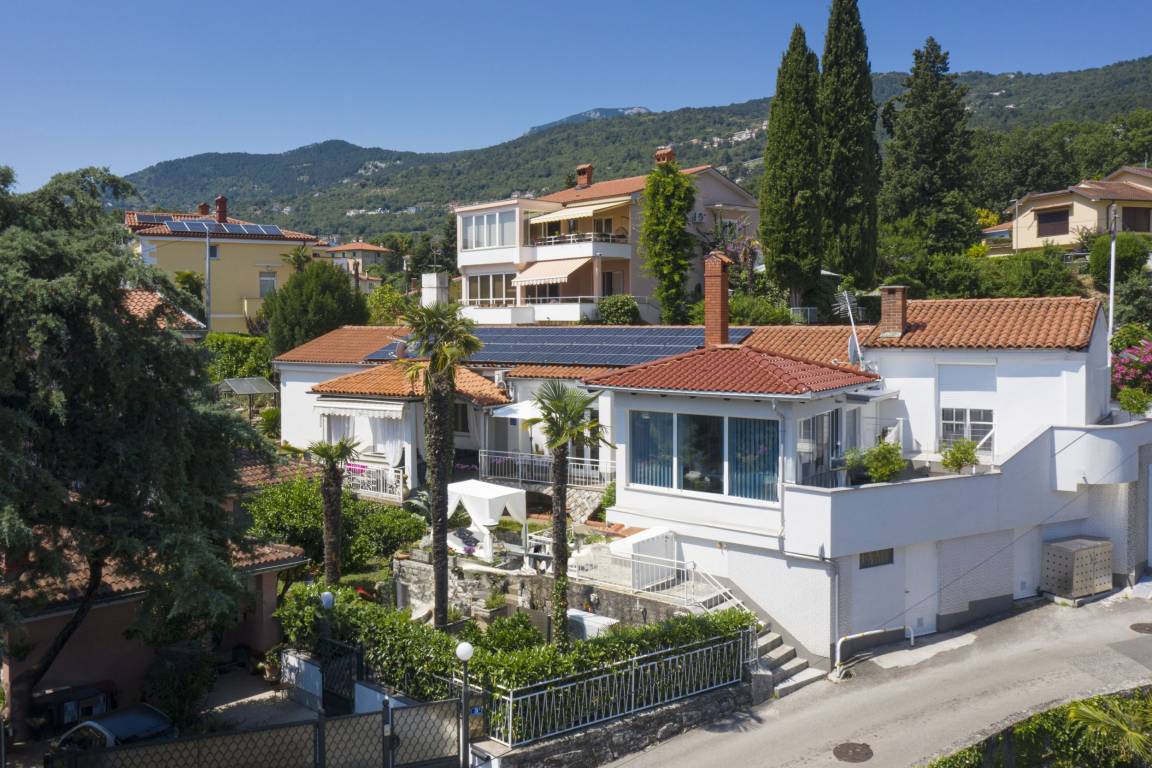 155 M² Villa ∙ 3 Schlafzimmer ∙ 10 Gäste - Lovran