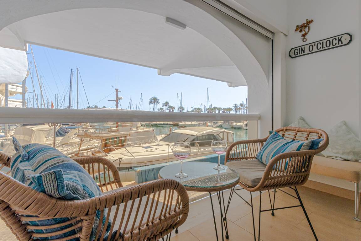 90 M² Apartamento ∙ 2 Habitaciones ∙ 5 Huéspedes - Torremolinos