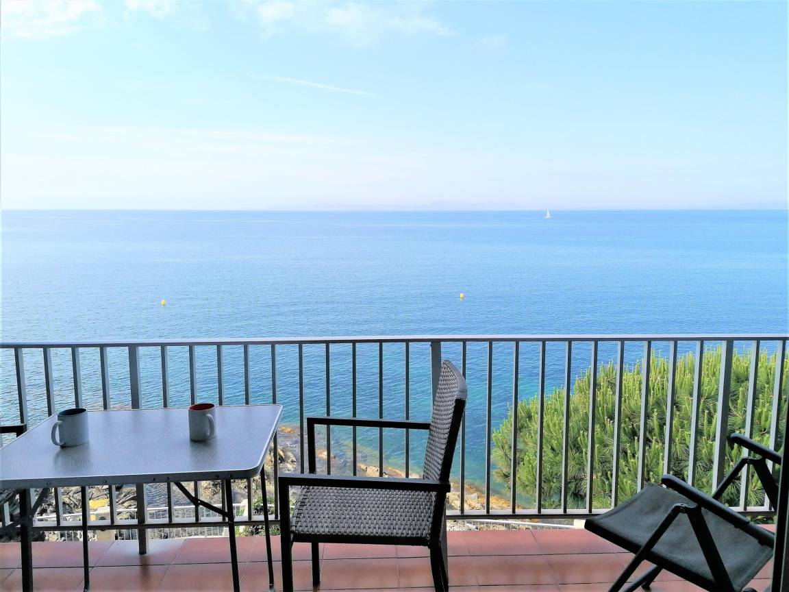65 M² Ferienwohnung ∙ 2 Schlafzimmer ∙ 6 Gäste - Empuriabrava