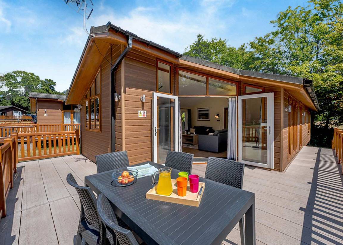 Chalet ∙ 3 Bedrooms ∙ 6 Guests - Lulworth Cove