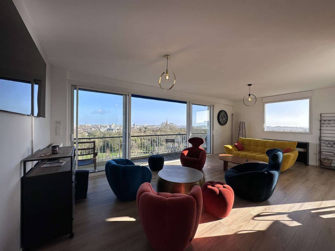 83 M² Ferienwohnung ∙ 2 Schlafzimmer ∙ 4 Gäste - La Rochelle