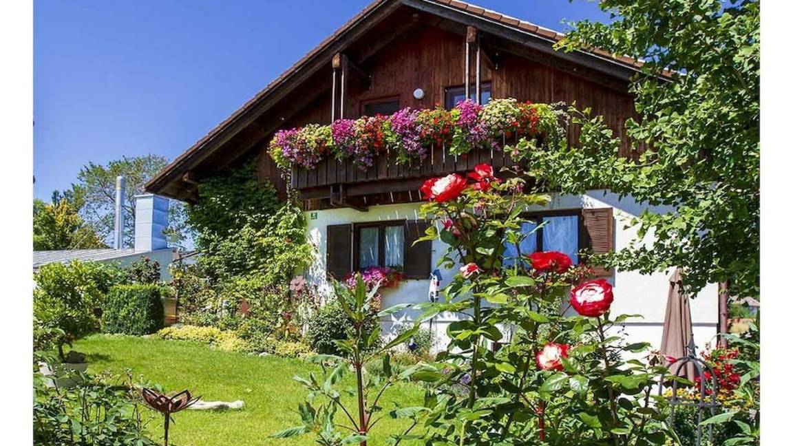 50 M² Ferienhaus ∙ 2 Schlafzimmer ∙ 3 Gäste - Ammersee