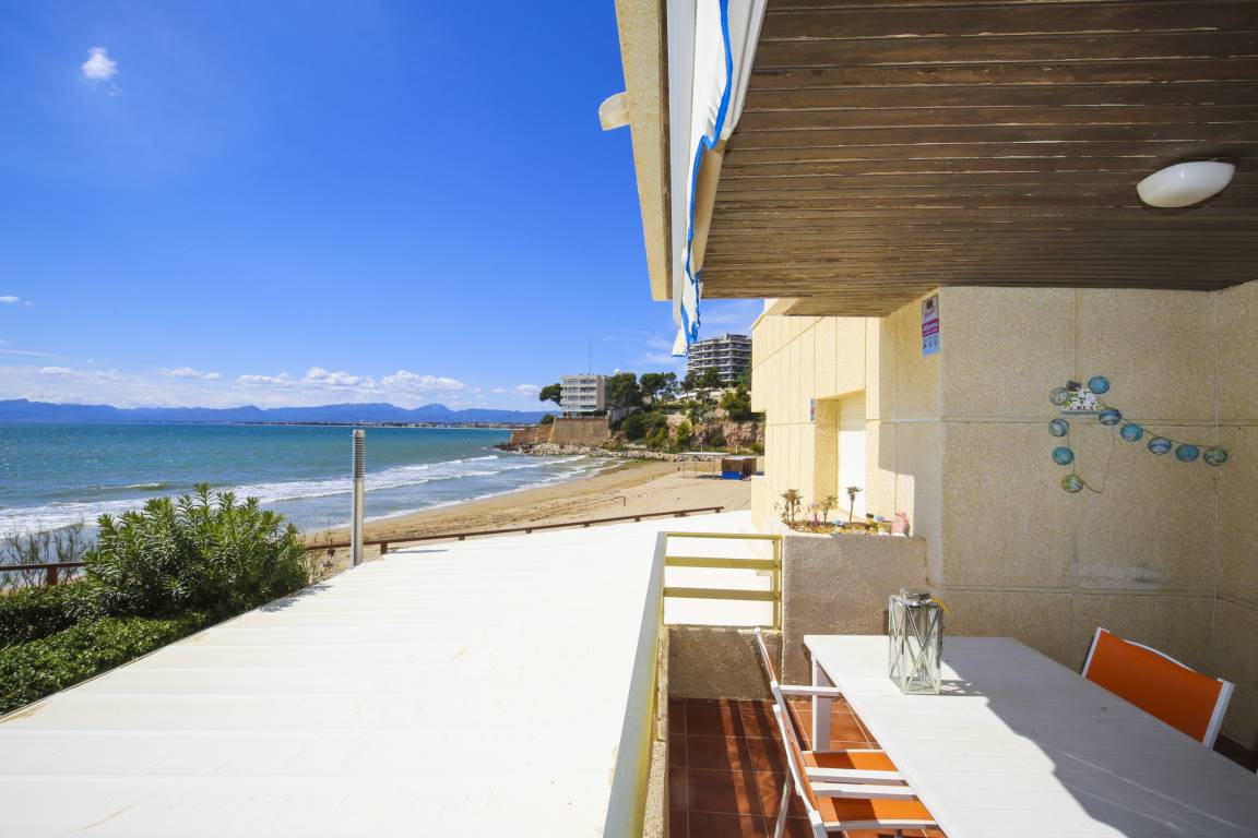 86 M² Apartamento ∙ 3 Habitaciones ∙ 8 Huéspedes - Salou
