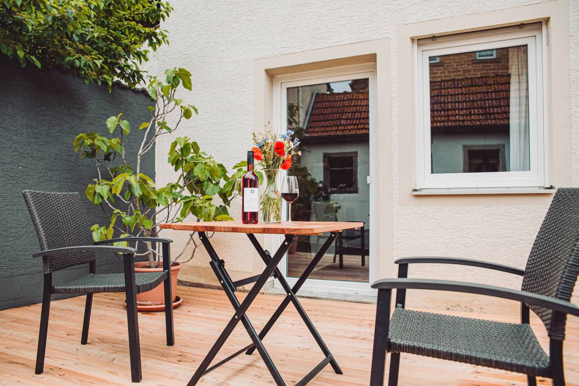 100 M² Ferienwohnung ∙ 2 Schlafzimmer ∙ 6 Gäste - Gerolzhofen