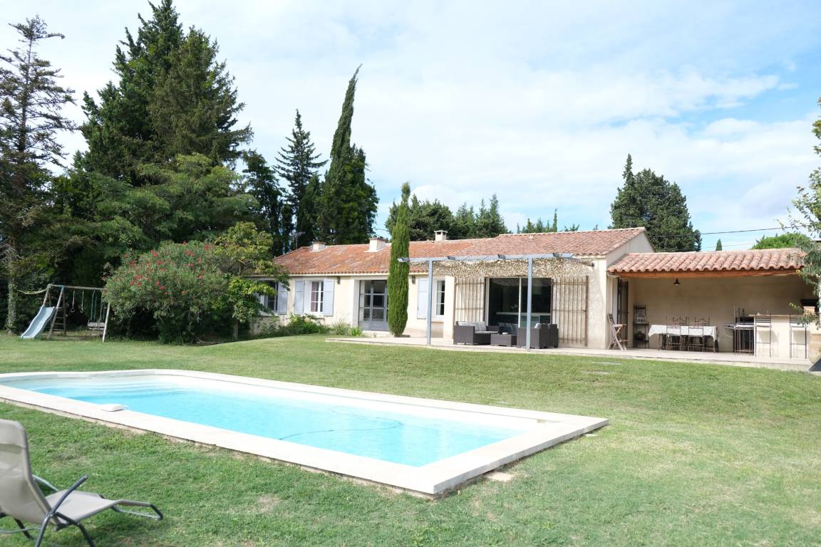 138 M² Villa ∙ 4 Slaapkamers ∙ 8 Gasten - Mouriès