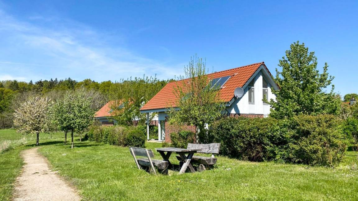 112 M² House ∙ 4 Bedrooms ∙ 8 Guests - Röbel