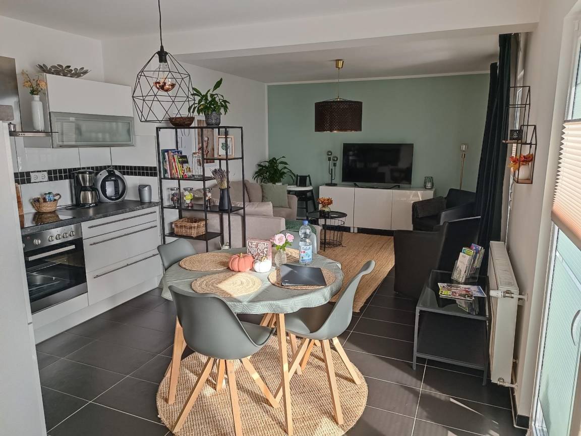100 M² Ferienwohnung ∙ 1 Schlafzimmer ∙ 4 Gäste - Wolfenbüttel