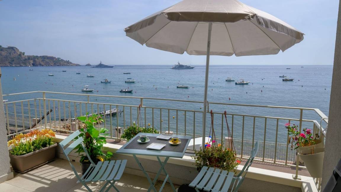 110 M² Apartment ∙ 2 Bedrooms ∙ 6 Guests - Naxos