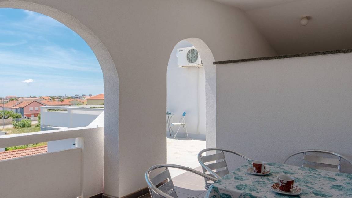 43 M² Ferienwohnung ∙ 1 Schlafzimmer ∙ 4 Gäste - Vir