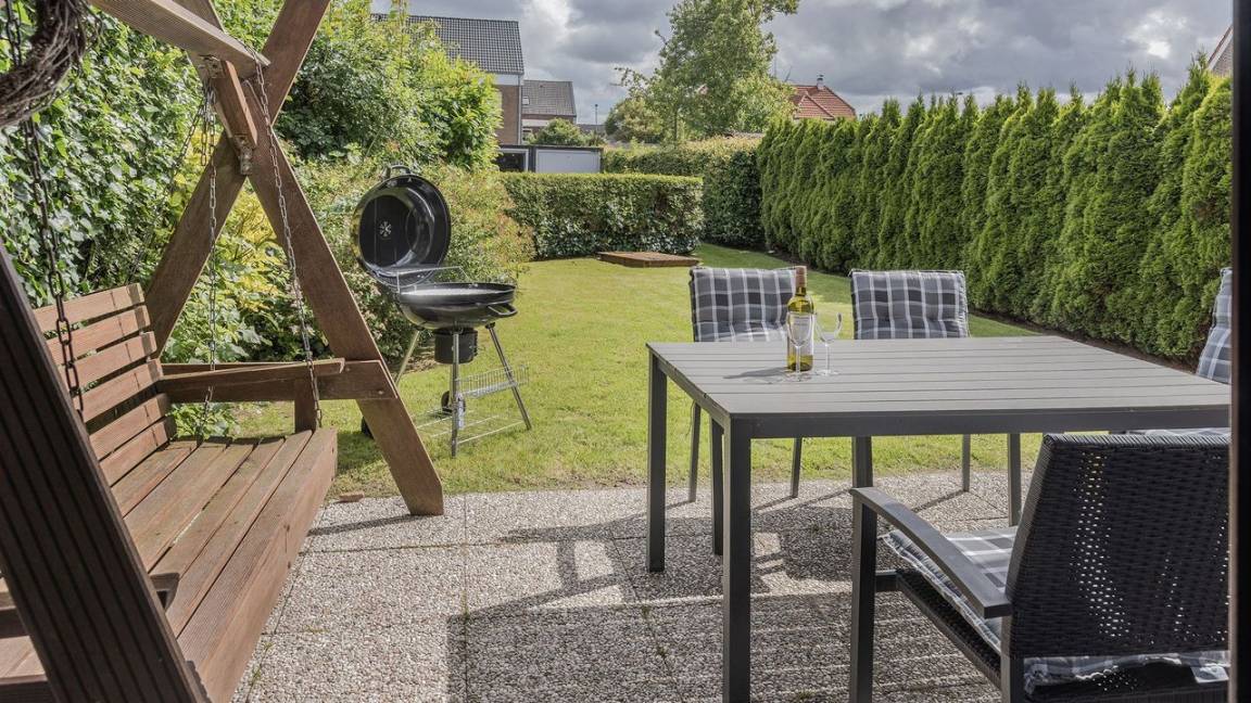 90 M² Ferienhaus ∙ 3 Schlafzimmer ∙ 6 Gäste - Neuharlingersiel