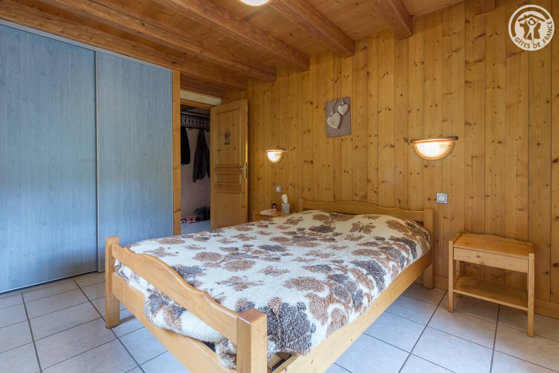 100 m² Gîte ∙ 3 Schlafzimmer ∙ 10 Gäste – Bild 12