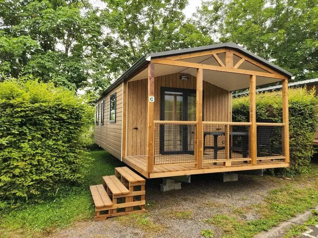 35 M² Camping ∙ 2 Habitaciones ∙ 4 Huéspedes - Divonne-les-Bains