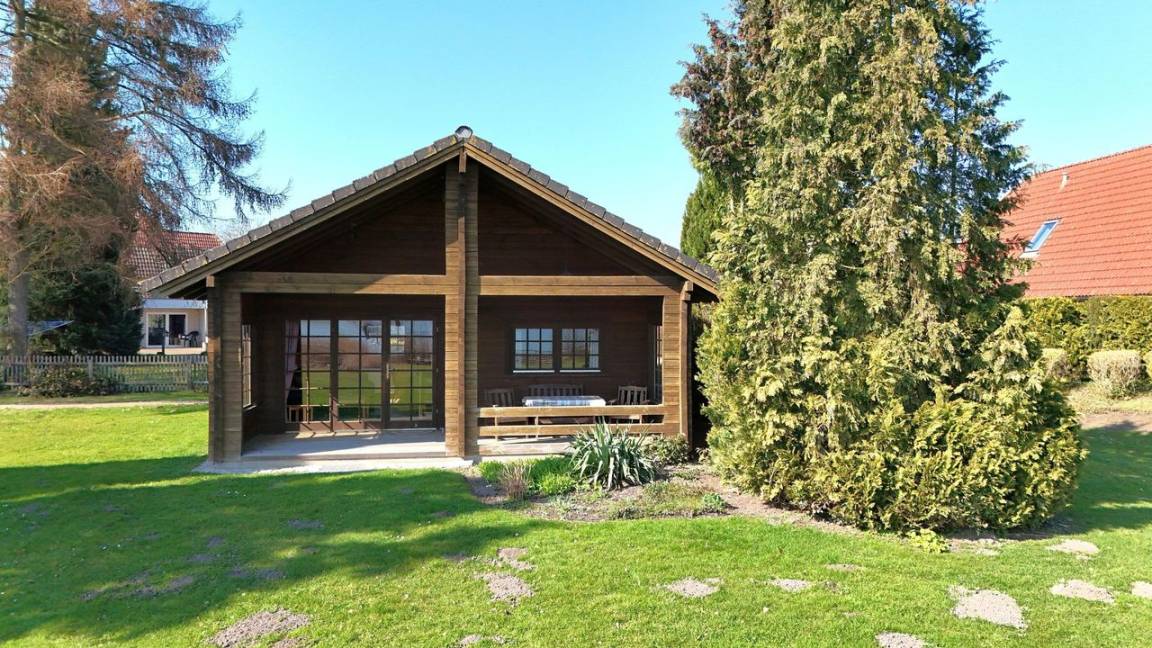 68 M² House ∙ 2 Bedrooms ∙ 4 Guests - Lübeck