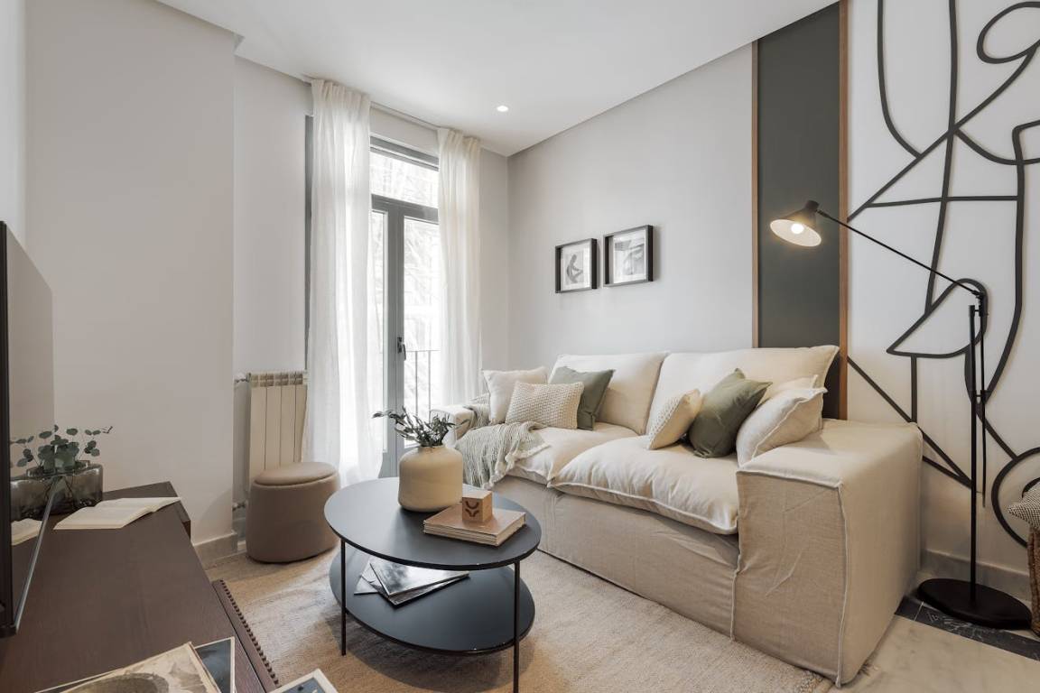 65 M² Apartamento ∙ 2 Quartos ∙ 4 Hóspedes - Chueca