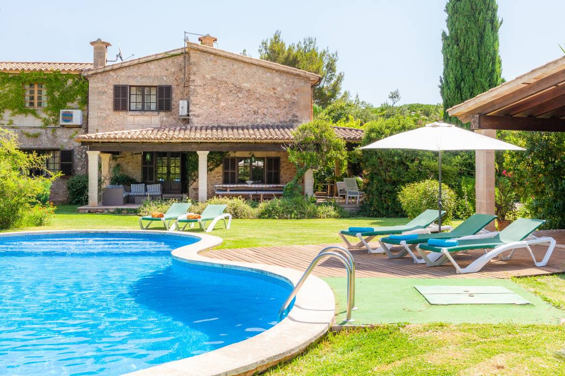 200 M² Finca ∙ 4 Bedrooms ∙ 8 Guests - Port de Pollença