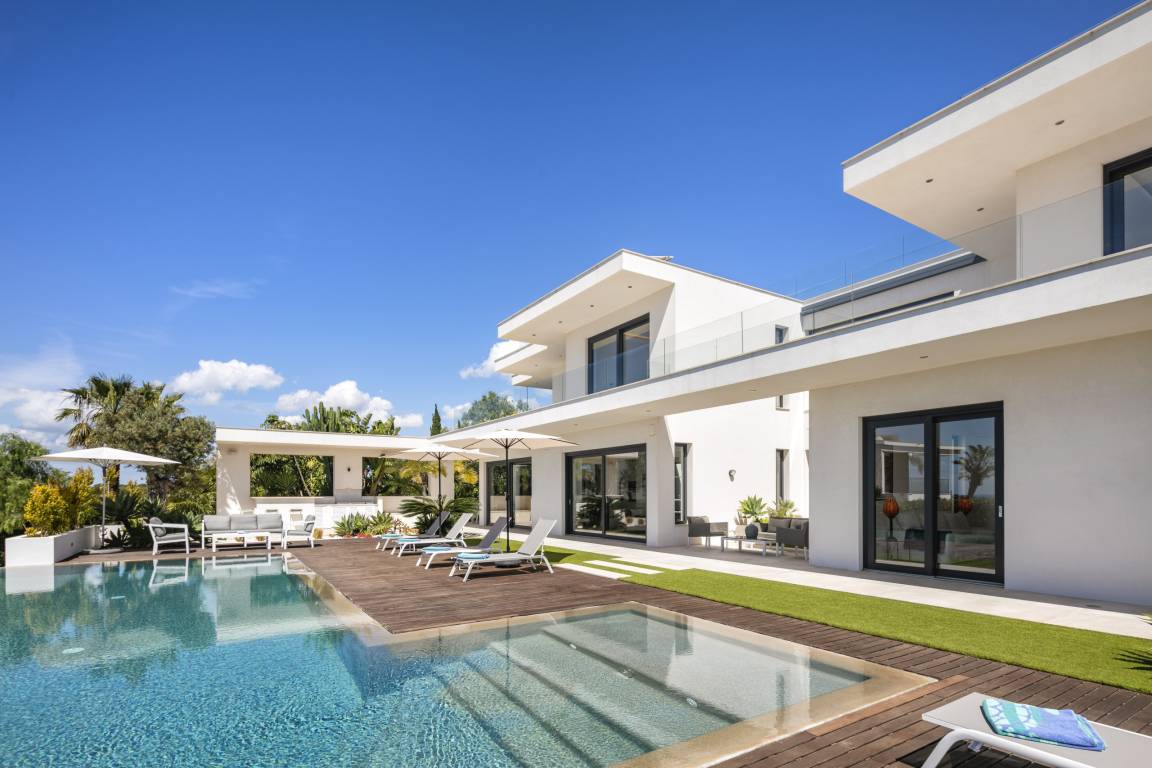 300 M² Villa ∙ 4 Makuuhuonetta ∙ 8 Vierasta - Ferragudo